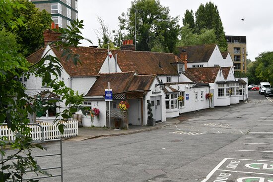 outside the pub outside the pub