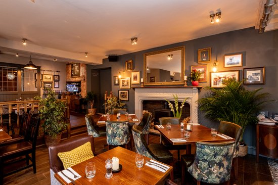 restaurant restaurant