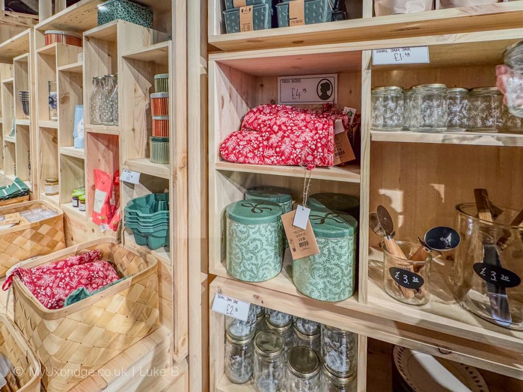 Søstrene Grene Uxbridge - jars, Christmas oven gloves and more