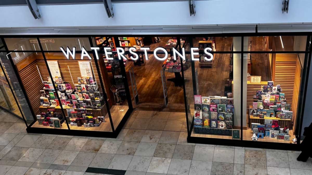 Waterstones Uxbridge shop front